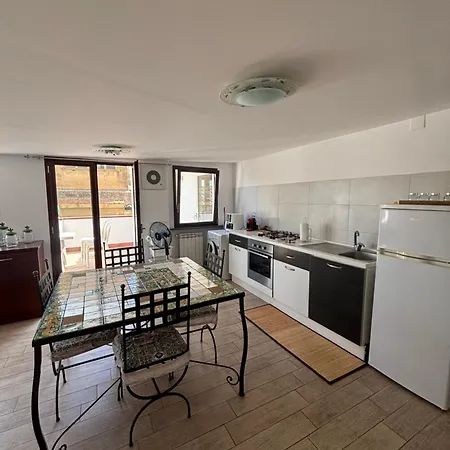 La Casa Di Patty בית נופש