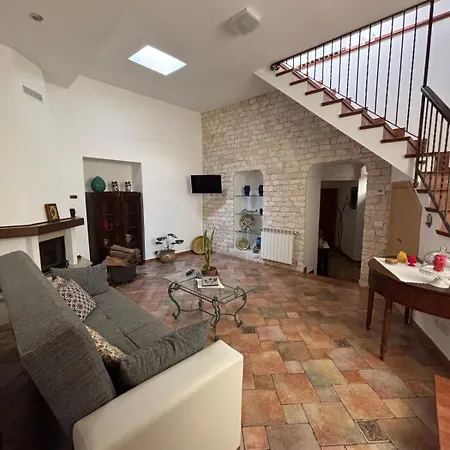 La Casa Di Patty בית נופש קלטג'ירונה